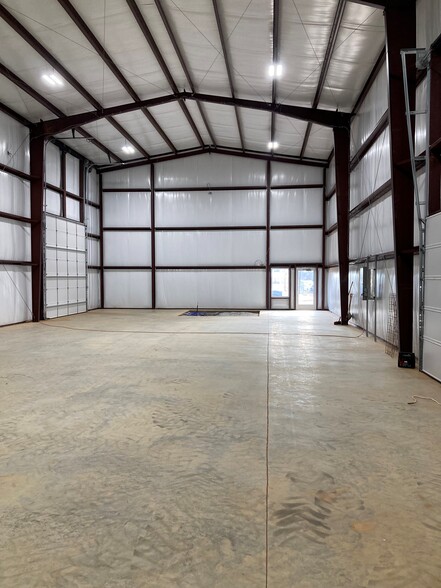 209 B Industrial Drive, Franklin, KY for lease - Building Photo - Image 3 of 10