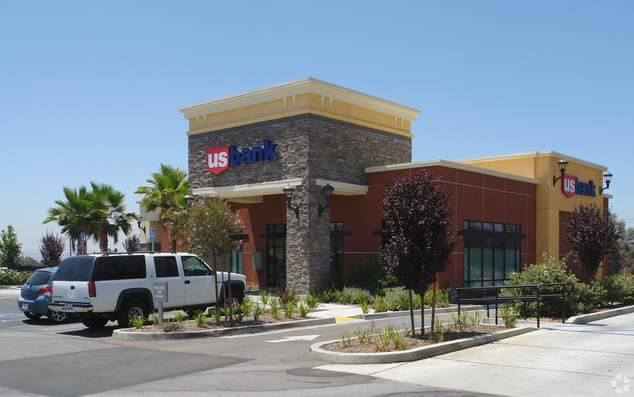 US Bank, Moreno Valley, CA à vendre Photo du bâtiment- Image 1 de 1