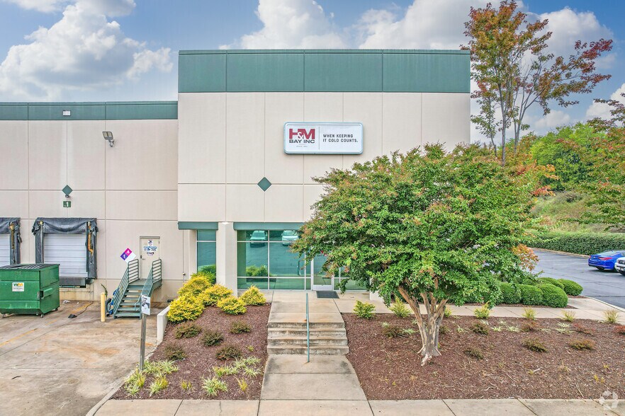 9310 D Ducks Ln, Charlotte, NC à louer - Photo du bâtiment - Image 3 de 6