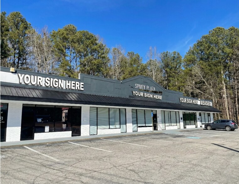 1423 Stockbridge Rd, Jonesboro, GA à louer - Photo du bâtiment - Image 2 de 4