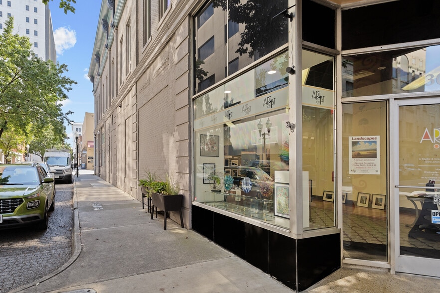 302-308 1st St SW, Roanoke, VA for sale - Building Photo - Image 2 of 32