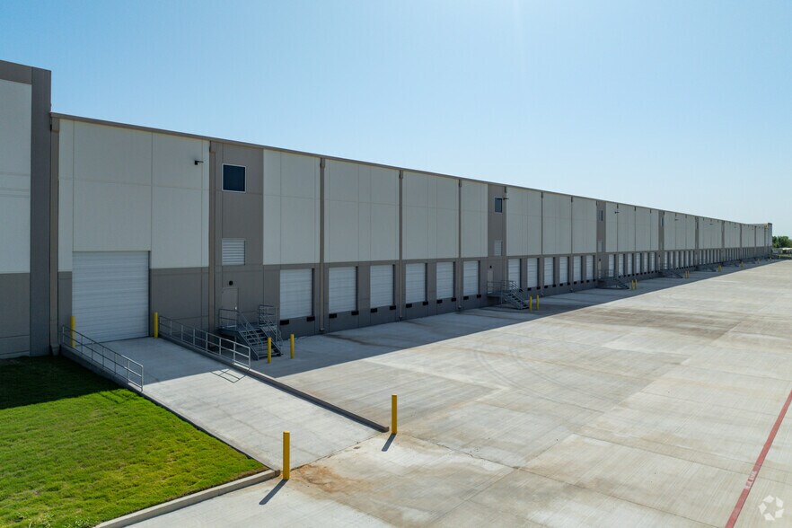 2609 Goodwin Ln, New Braunfels, TX à vendre - Photo du bâtiment - Image 3 de 6