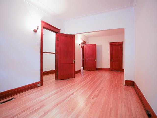 4231-4233 Rue Messier, Montréal, QC for sale Interior Photo- Image 1 of 1