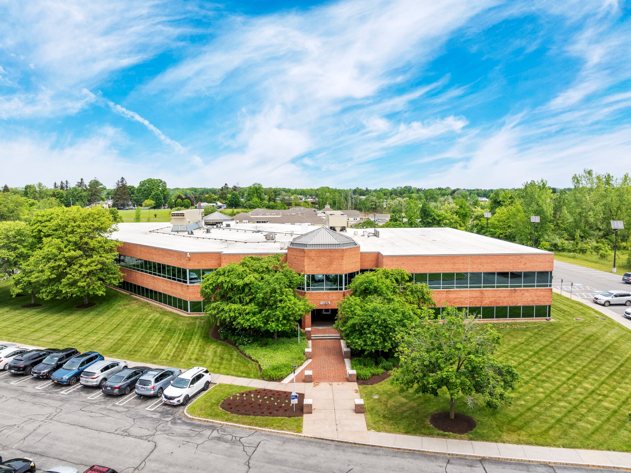 251 Salina Meadows Pky, Syracuse, NY for sale Primary Photo- Image 1 of 14
