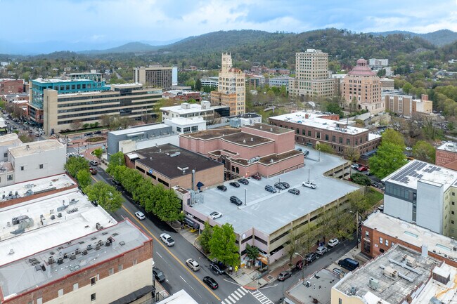 Plus de détails pour 4-18 Biltmore Ave, Asheville, NC - Coworking à louer