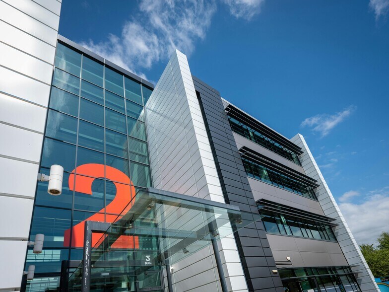 Parklands Ave, Holytown à louer - Photo du bâtiment - Image 2 de 9