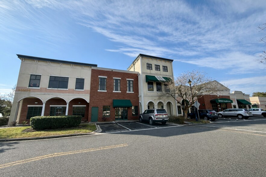 960194 Gateway Blvd, Fernandina Beach, FL à louer - Photo du bâtiment - Image 2 de 32
