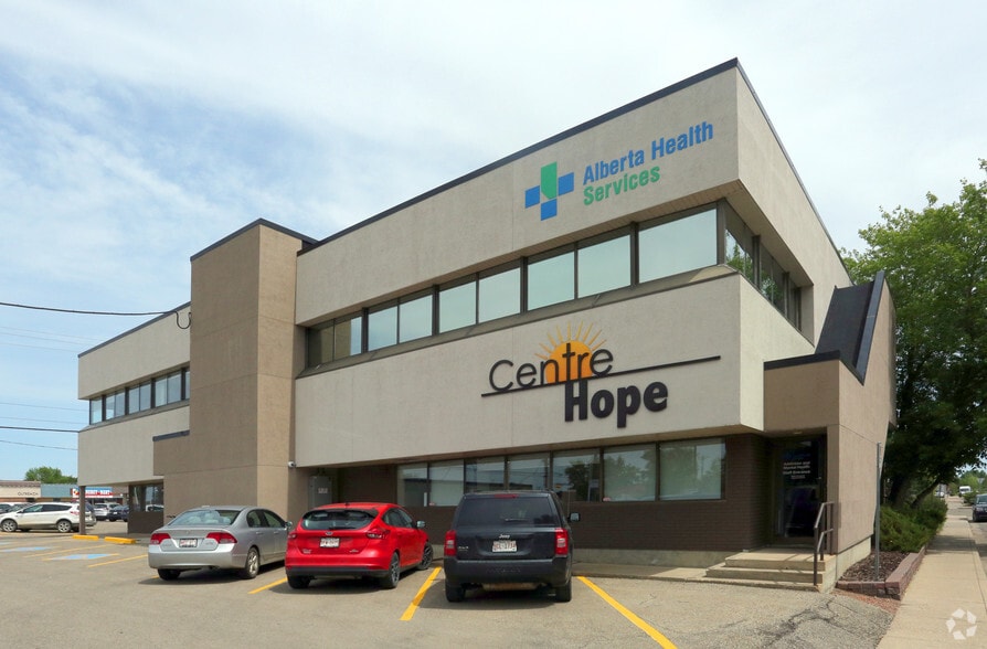 4906 49th Ave, Leduc, AB for sale - Building Photo - Image 1 of 1