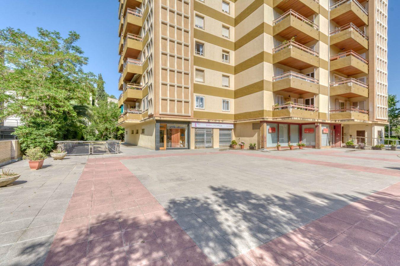 Multifamily in Figueres, Gerona for sale Primary Photo- Image 1 of 5
