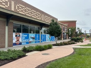1821 Village West Pky, Kansas City, KS for lease Interior Photo- Image 1 of 1