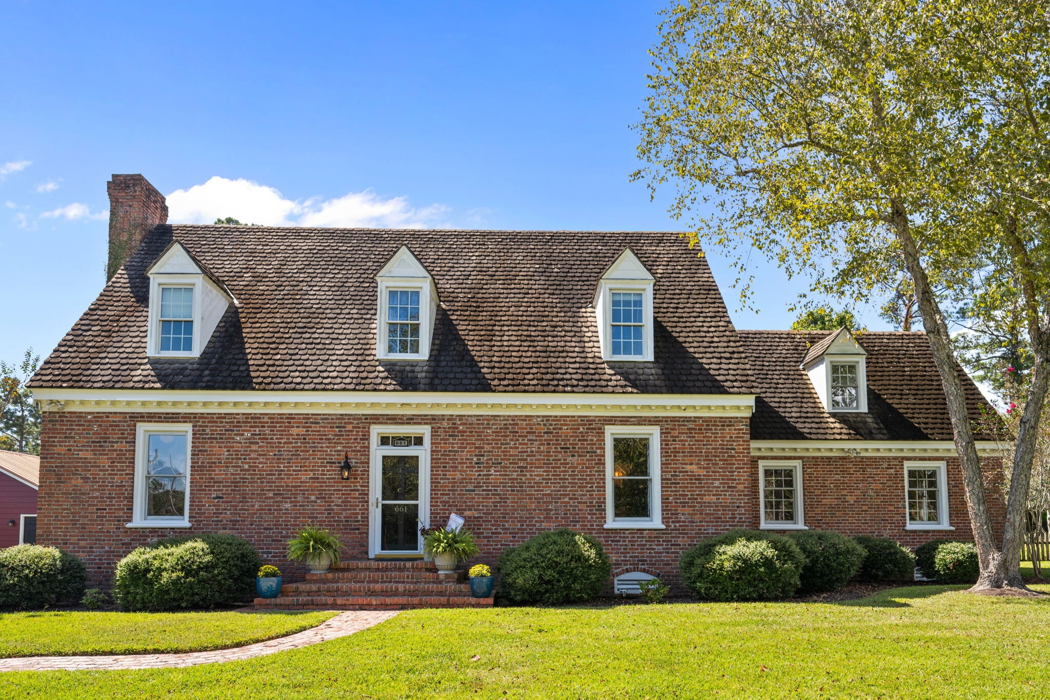 661 Main Street Ext, Swansboro, NC for sale Primary Photo- Image 1 of 36