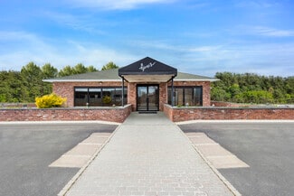 Plus de détails pour 62375 Rt-25, Southold, NY - Commerce de détail à vendre