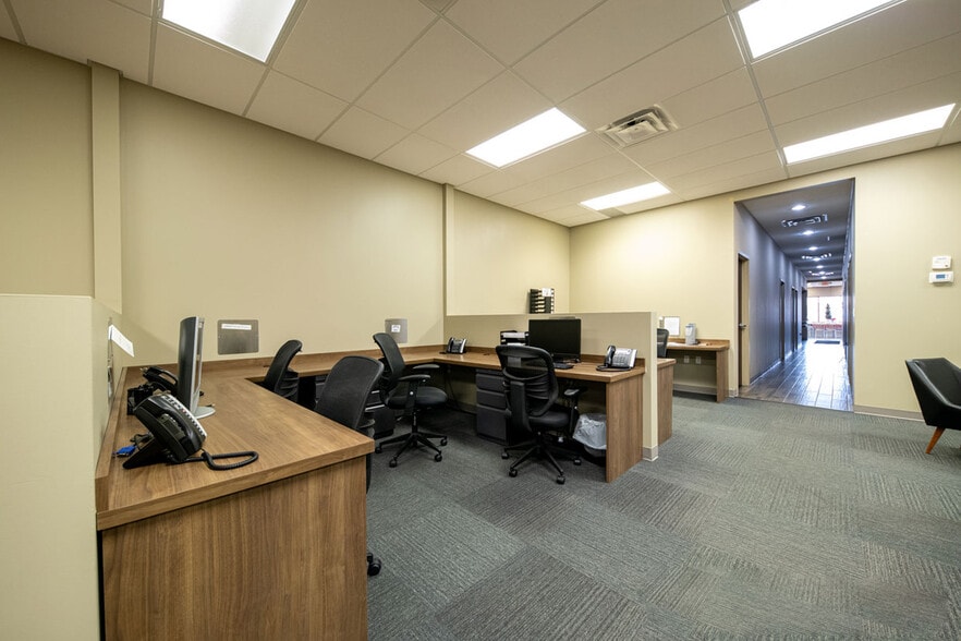 1935 W 25th St, Cleveland, OH à louer - Photo intérieure - Image 3 de 10