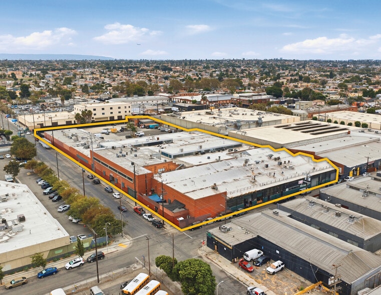 6007 S St Andrews Pl, Los Angeles, CA for sale - Building Photo - Image 2 of 7