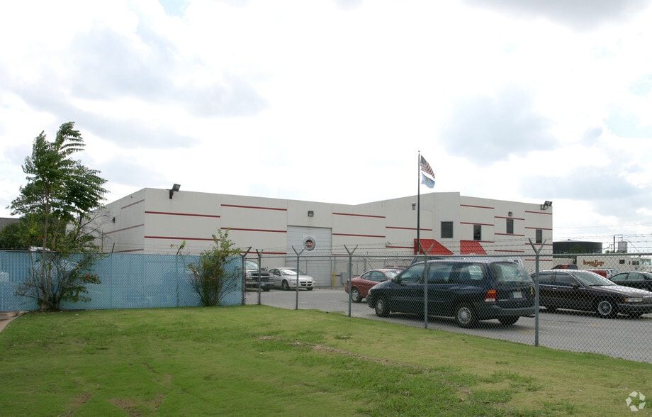 1610 NE 4th St, Oklahoma City, OK for sale - Building Photo - Image 3 of 8