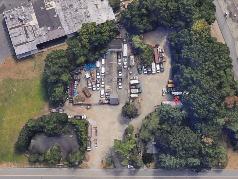 135 Hopper Ave, Waldwick, NJ for lease - Aerial - Image 2 of 4