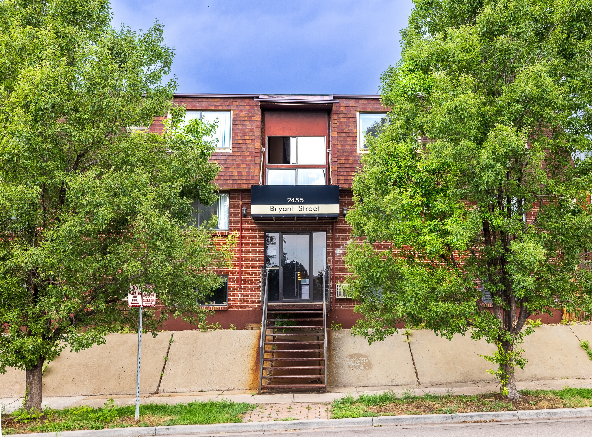 2455 Bryant St, Denver, CO à vendre Photo du bâtiment- Image 1 de 24
