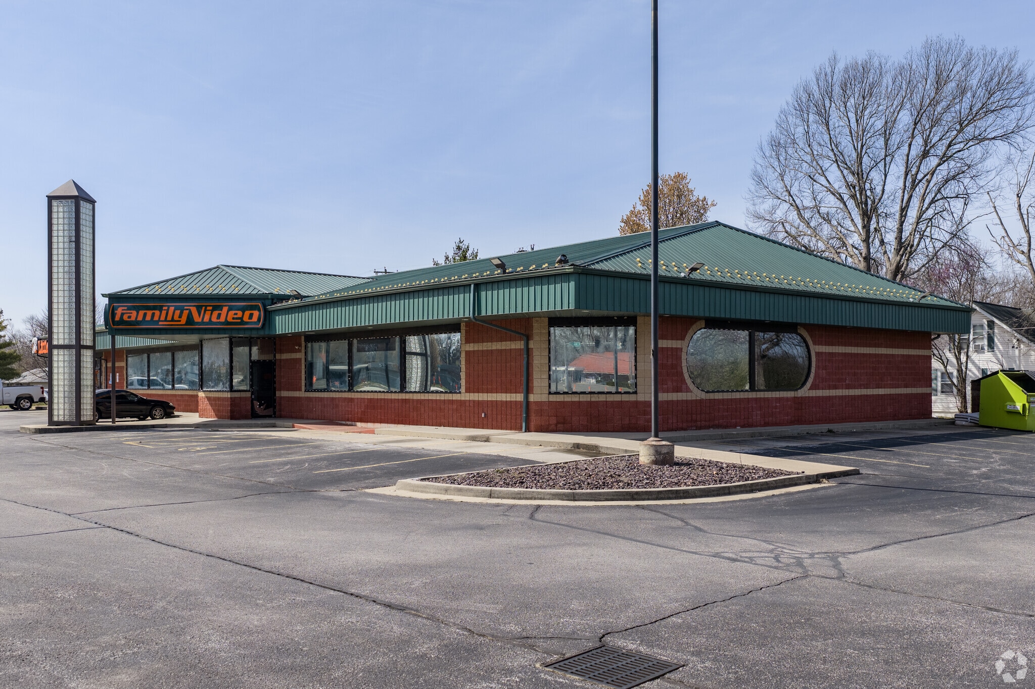 615 S Scenic Ave, Springfield, MO for lease Primary Photo- Image 1 of 5