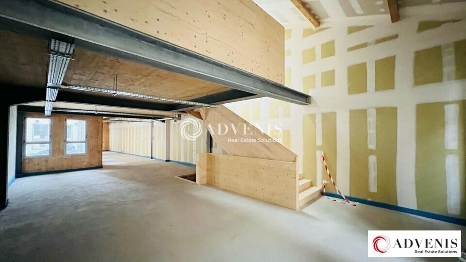 Bureau dans Bordeaux à vendre - Photo du bâtiment - Image 2 de 11