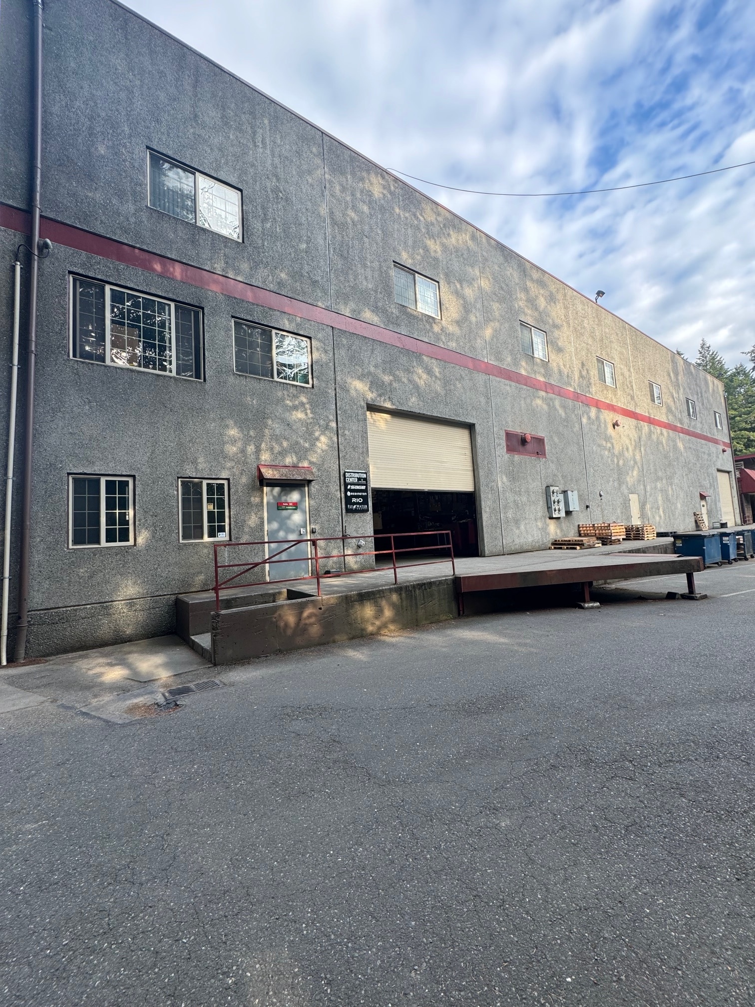 12715 Miller Rd NE, Bainbridge Island, WA for lease Building Photo- Image 1 of 7