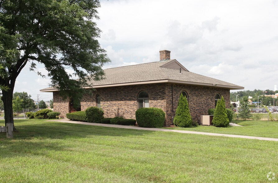 1481 Pleasant Valley Dr, Manchester, CT à louer - Photo principale - Image 2 de 14