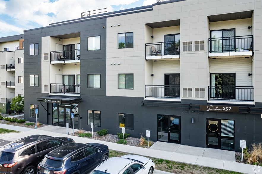 252 Marie Ave E, West Saint Paul, MN for lease - Building Photo - Image 1 of 13