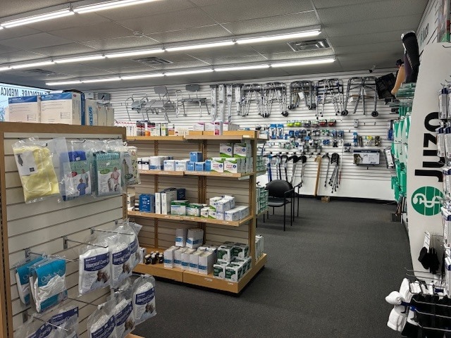 464 E Main St, Patchogue, NY for lease - Building Photo - Image 2 of 15