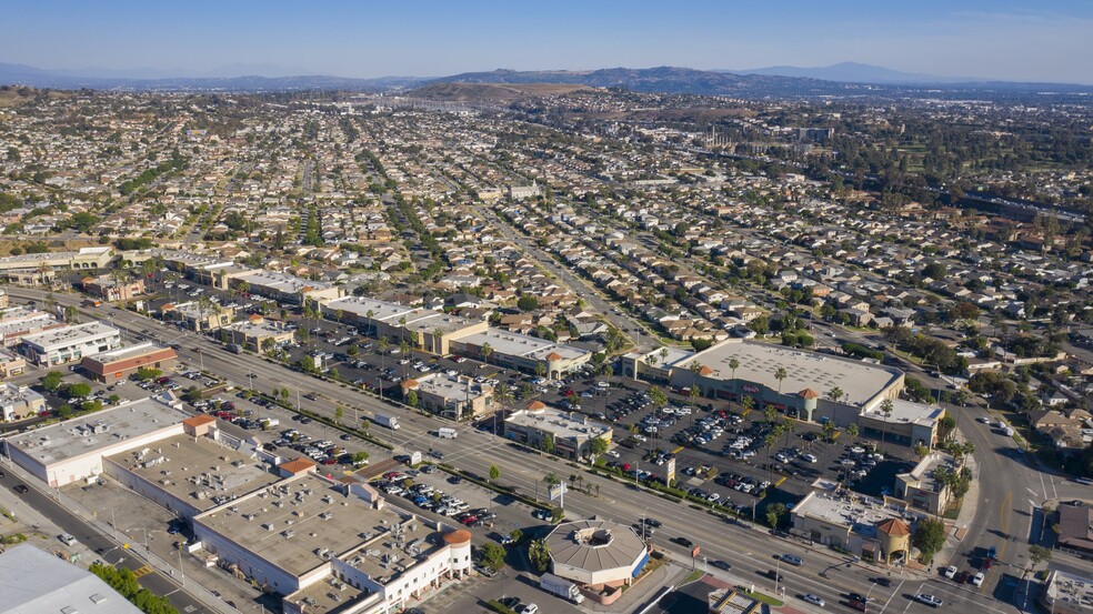 2000-2276 S Atlantic Blvd, Monterey Park, CA for lease - Building Photo - Image 2 of 9