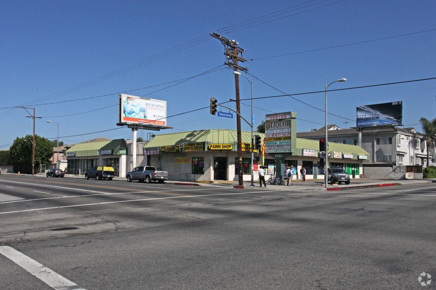 15409 Lassen St, Mission Hills, CA for lease - Primary Photo - Image 1 of 1