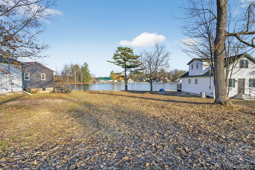 0 Circle Dr, Harrison, MI for sale - Building Photo - Image 3 of 9