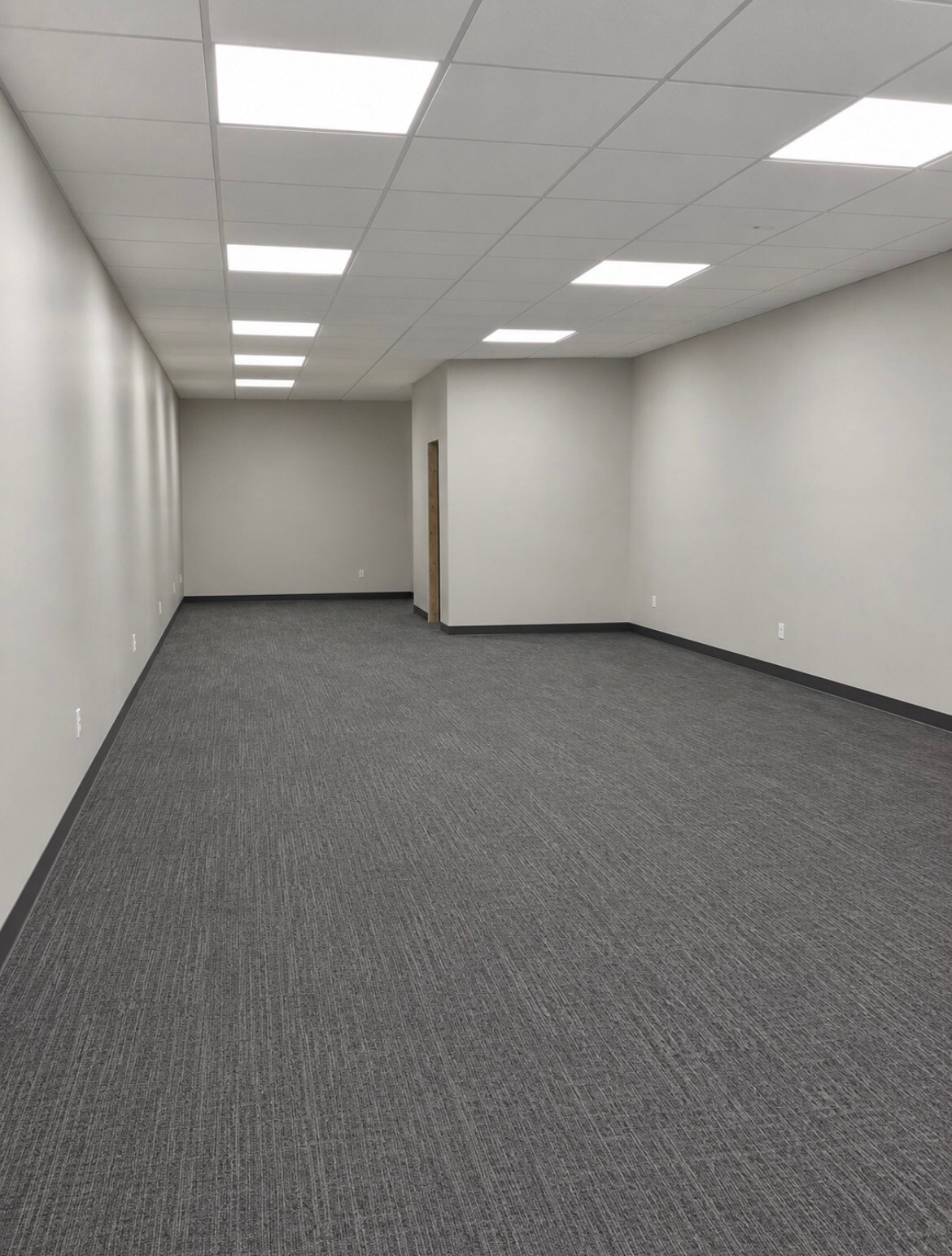 140 Albany Tpke, Canton, CT for lease Interior Photo- Image 1 of 2