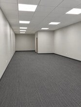 140 Albany Tpke, Canton, CT for lease Interior Photo- Image 1 of 2