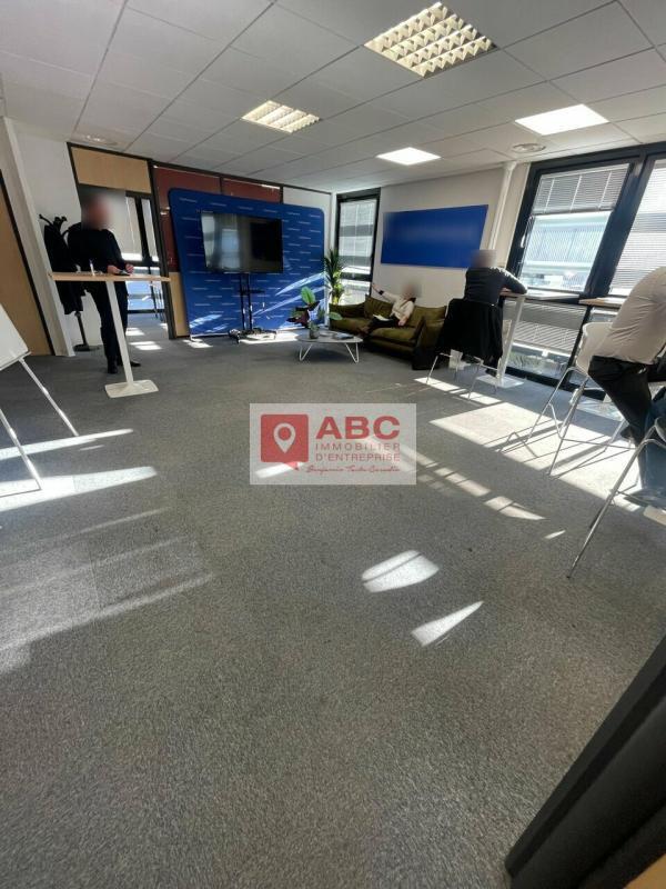 Office in Lattes for lease Interior Photo- Image 1 of 7