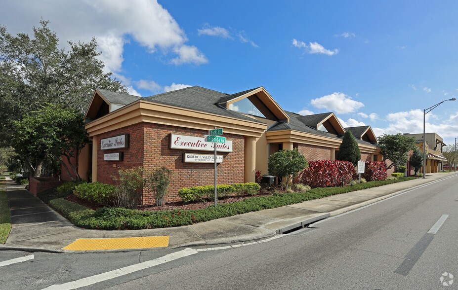 1102 S Florida Ave, Lakeland, FL à louer - Photo du bâtiment - Image 2 de 30