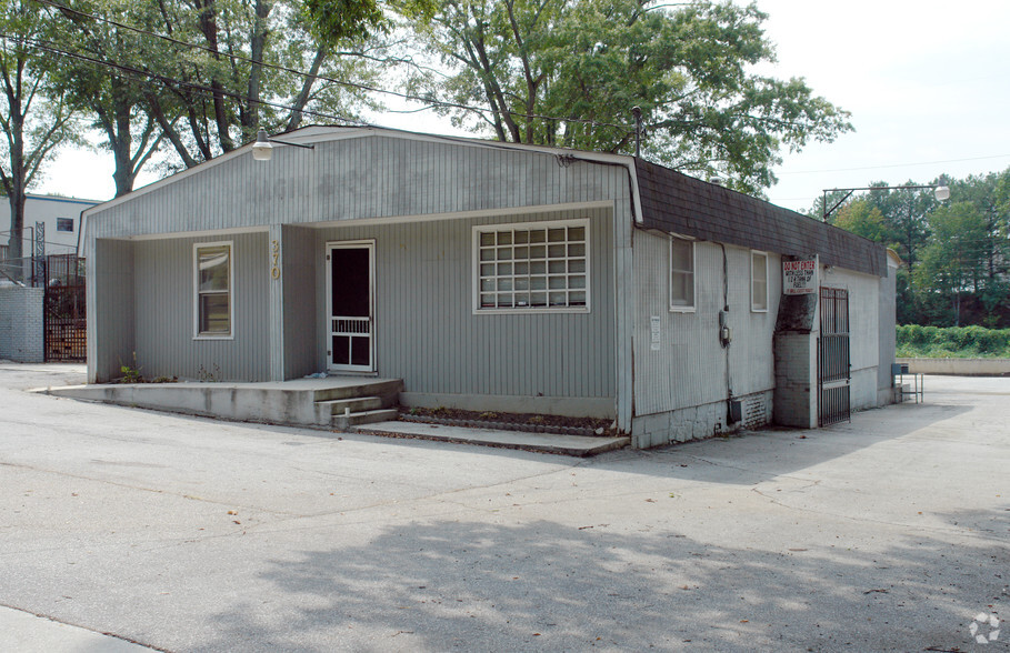 370 Aldridge Ave, Scottdale, GA à vendre - Photo du bâtiment - Image 2 de 3