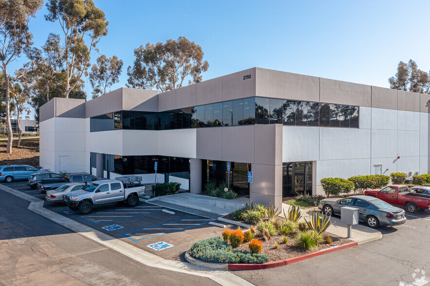 2793 Loker Ave W, Carlsbad, CA for lease - Primary Photo - Image 1 of 6