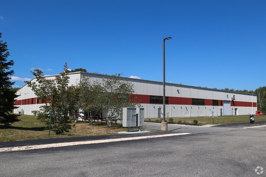 6 Airfield Dr, Rye, NH for sale - Primary Photo - Image 1 of 4
