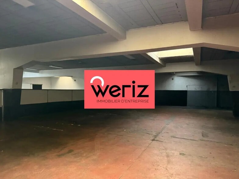 Flex in Marseille for lease - Interior Photo - Image 3 of 6