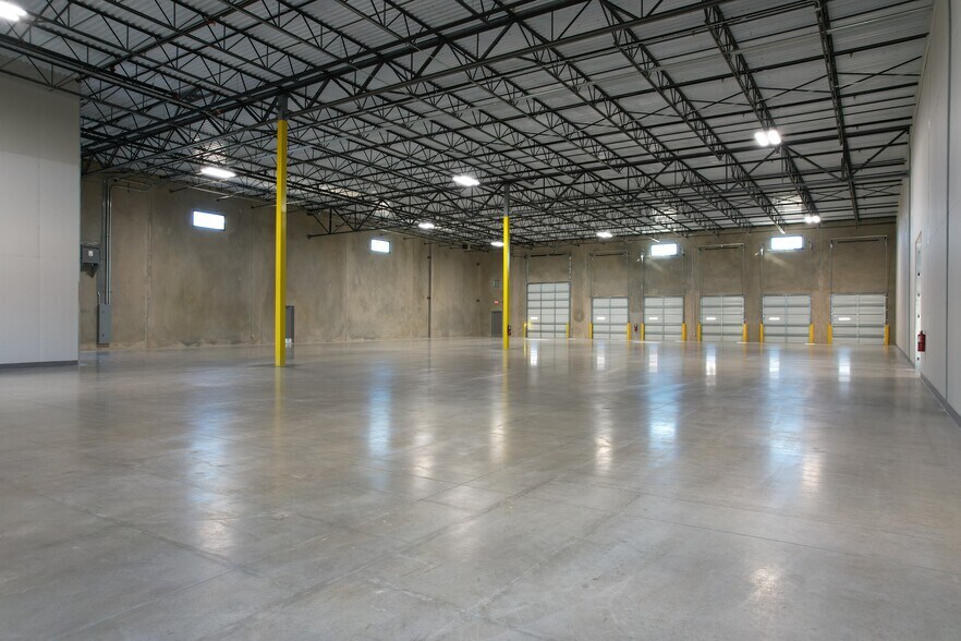 1340 FM 2001, Buda, TX à louer - Photo du bâtiment - Image 2 de 20