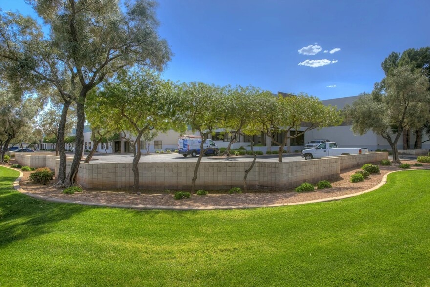 1750 S Los Feliz Dr, Tempe, AZ for lease - Building Photo - Image 2 of 10