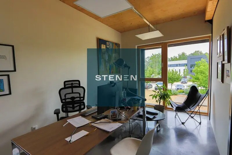 120 Rue Emilien Gautier, Aix-en-Provence for lease - Interior Photo - Image 3 of 7