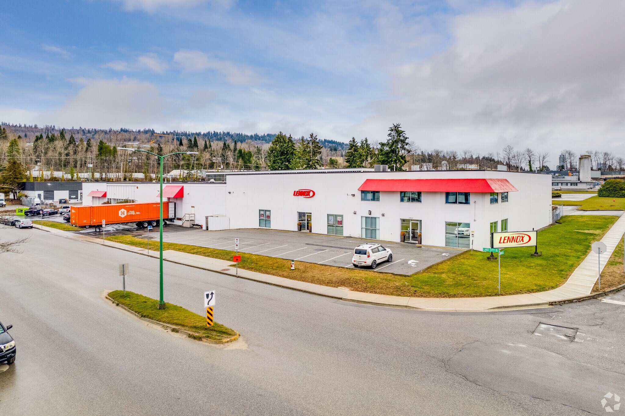 2960-2962 Lake City Way, Burnaby, BC for sale Primary Photo- Image 1 of 1
