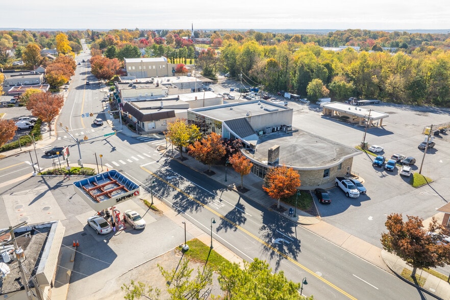 9916 Main St, Damascus, MD for sale - Building Photo - Image 2 of 6