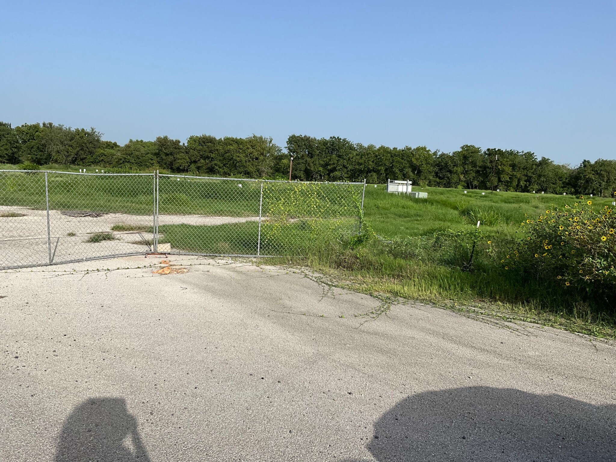 322 N Sunset Strip St, Kenedy, TX à vendre Photo du bâtiment- Image 1 de 4