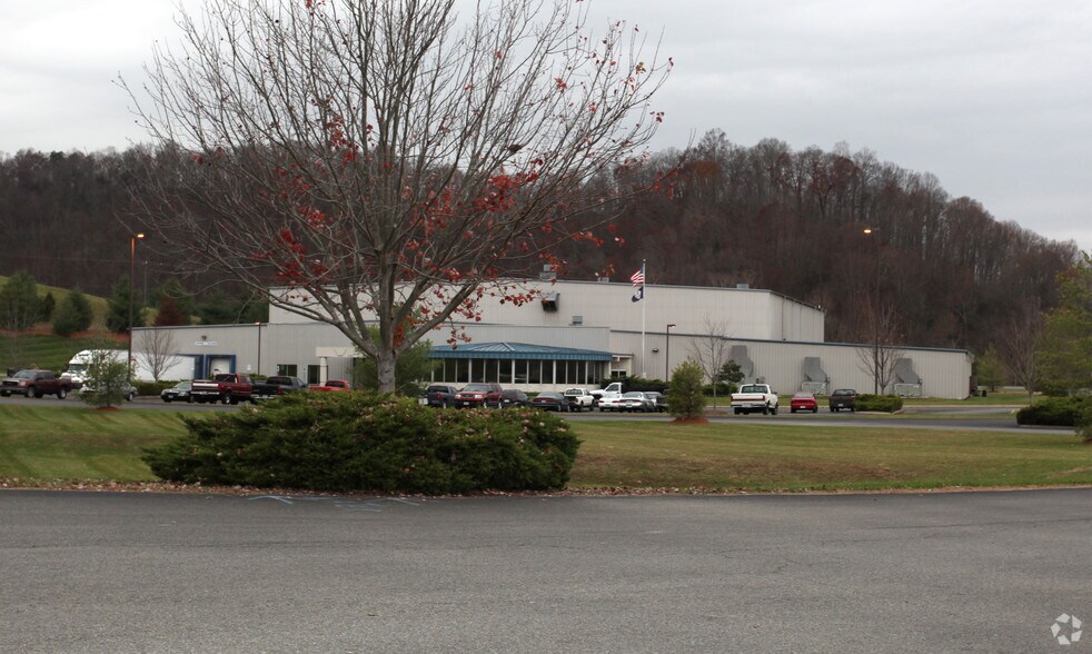 17921 Main St, Buchanan, VA à vendre - Photo principale - Image 1 de 38