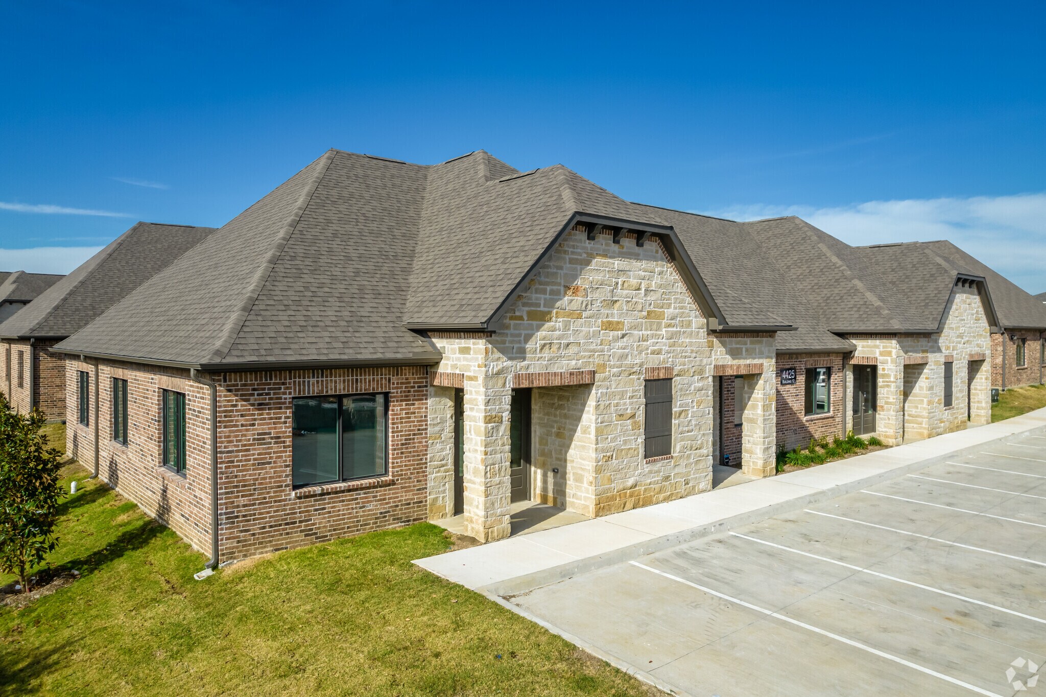 4425 Plano Pky, Carrollton, TX for lease Building Photo- Image 1 of 9