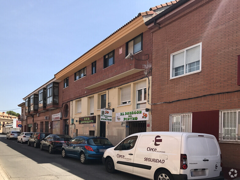 Calle Alalpardo, 4, Fuente el Saz de Jarama, Madrid for sale - Building Photo - Image 2 of 3