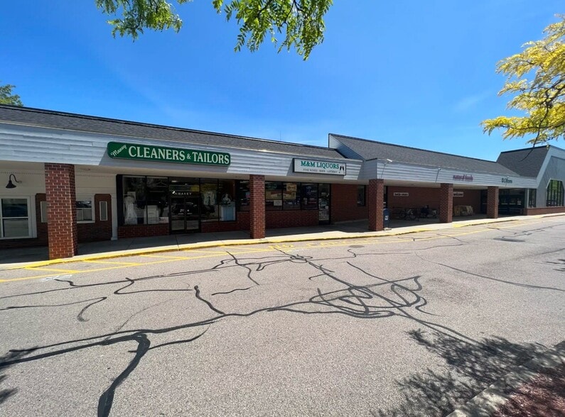 15-27 Temple St, Framingham, MA for lease - Building Photo - Image 3 of 5