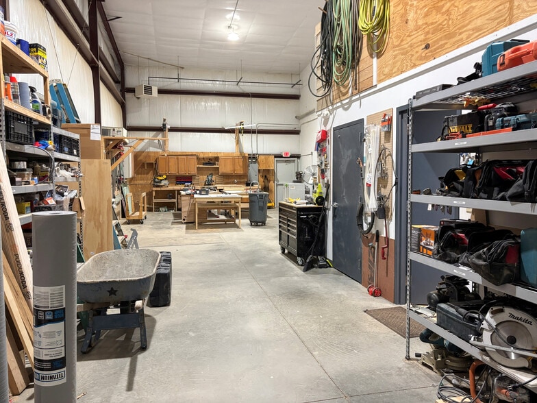 85 Shiloh Rd, Asheville, NC for lease - Interior Photo - Image 2 of 4