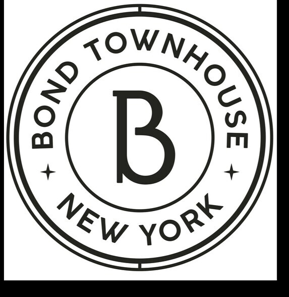 Bond Townhouse portefeuille de 2 propriétés à vendre sur LoopNet.ca - Photo du bâtiment - Image 2 de 18